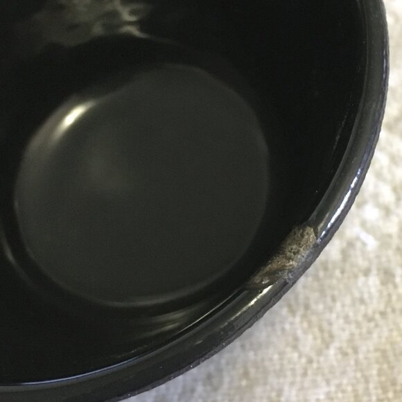 Iwachu Black Hobnail Iron Porcelain Lined Tea Cup - Picture 4 of 13